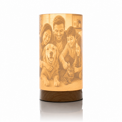 Personalisierte Tischlampe mit Foto in echter Holzoptik – Slim Loom Fotolampe als Geschenk
